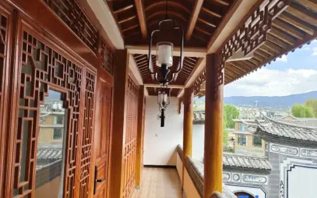 Shaxi Ancient Town Tianpan Homestay