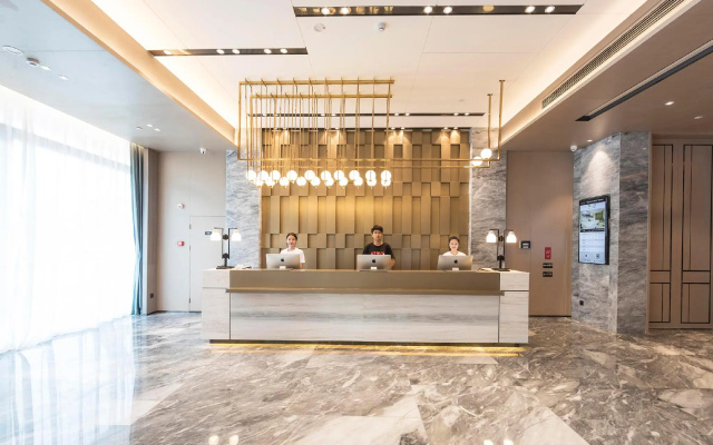Atour Hotel Ma'anshan East Railway Station
