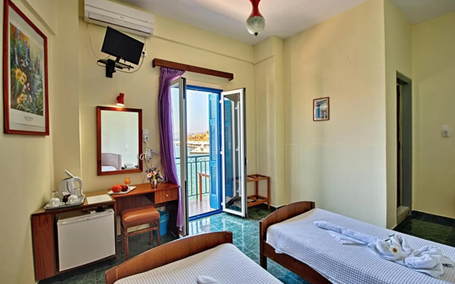 Lucia Hotel