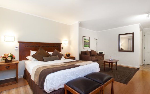 Apart Hotel Cambiaso in Santiago, Chile from 54$, photos, reviews - zenhotels.com guestroom