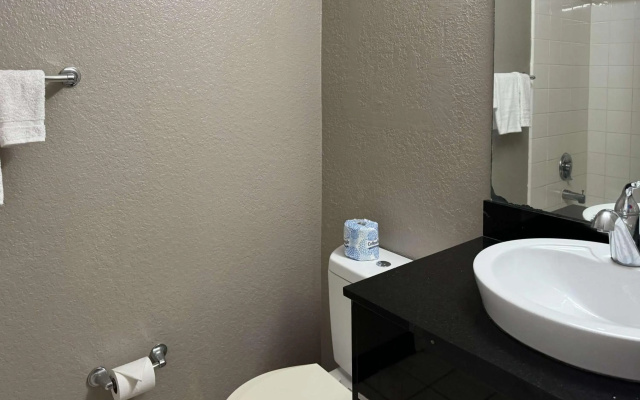 Studio 6 Extended Stay - West Palm Beach, FL
