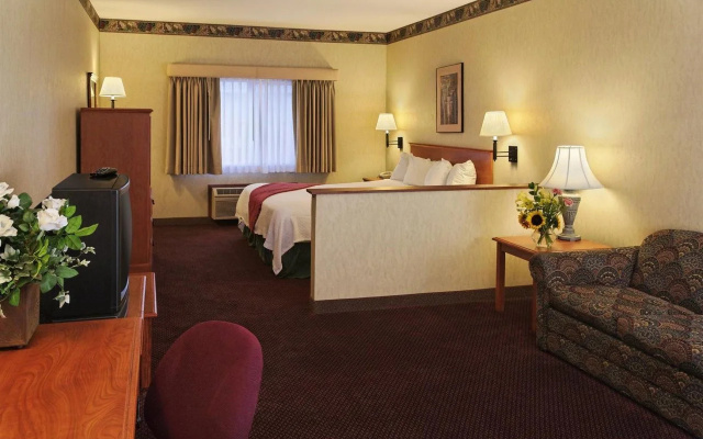 Ashley Inn of Tillamook