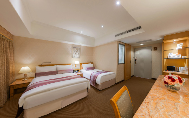Cosmos Hotel Taipei
