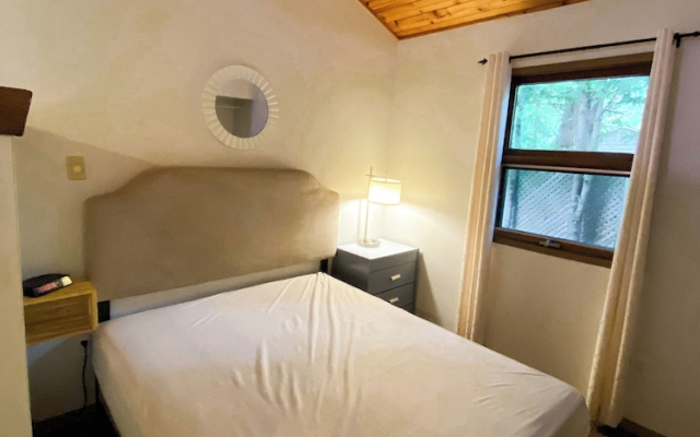 Black Horse Motor Inn