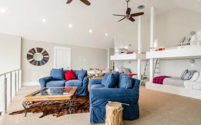 Bella Beach House