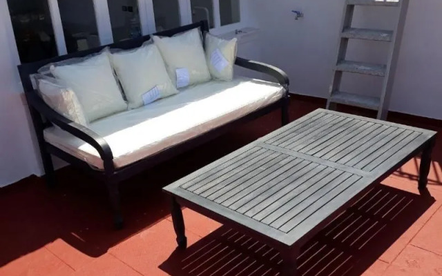 R&D Rest and Dream Capri