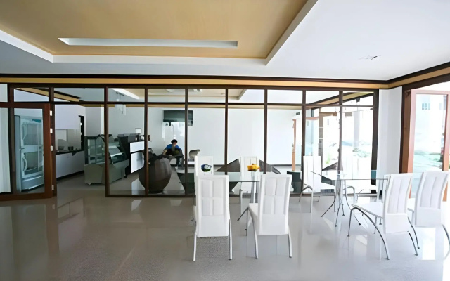 The Capital Hotel