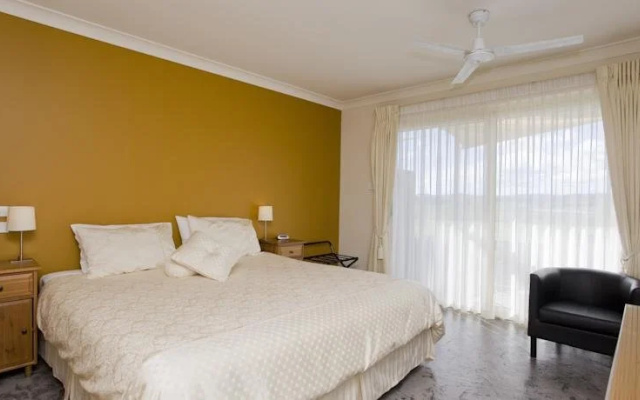 Country Guesthouse Schonegg