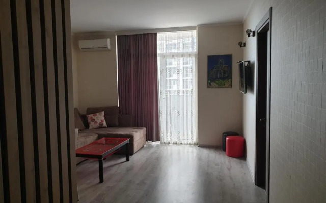 Lia's apartment in Orbi