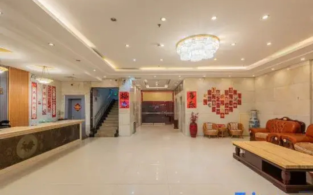 Zhenan Elegant Residence Hotel (Baicheng Railway Station)