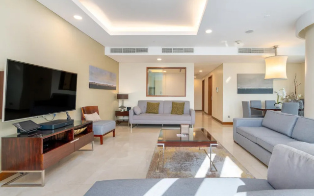 SuperHost - Spacious Apartment With Panoramic Skyline Views I Address Dubai Mall