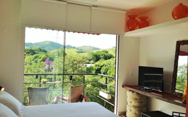 Latitude Lodge