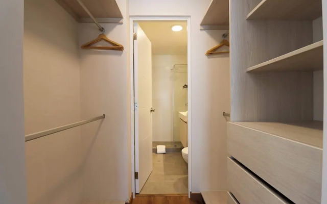 w Ethereal 2BR w Balcony in Miraflores