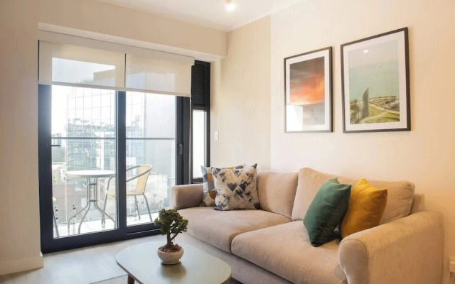 w Cozy 2BR w Balcony in Miraflores