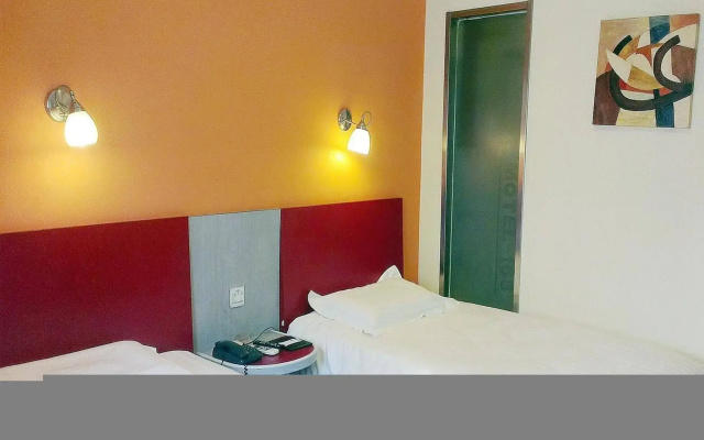 Motel 168