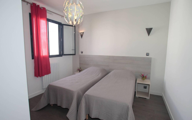 Villa in Anglet Between Ocean, Forests