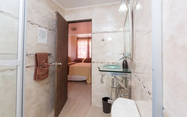 New Kingston Guest Apt at Dorchester