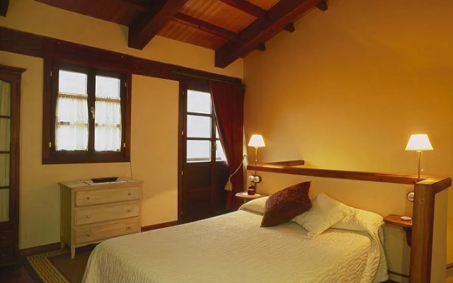 Casa Rural La Riba