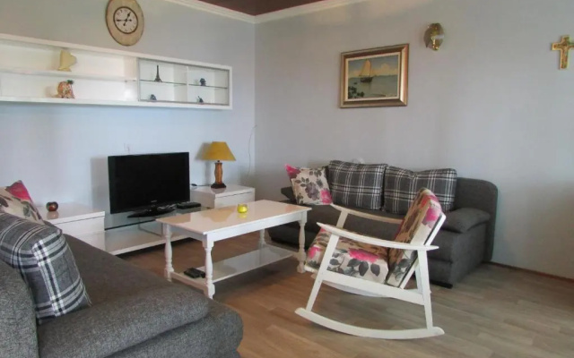 Holiday House Susac