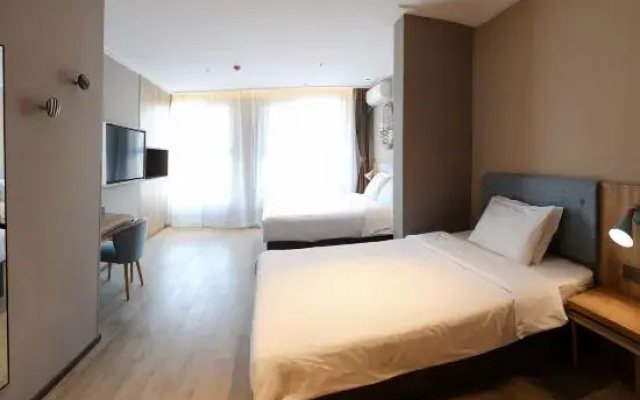 Homeinn Hotel (Yingkou Panpan Road Nanhu Park)