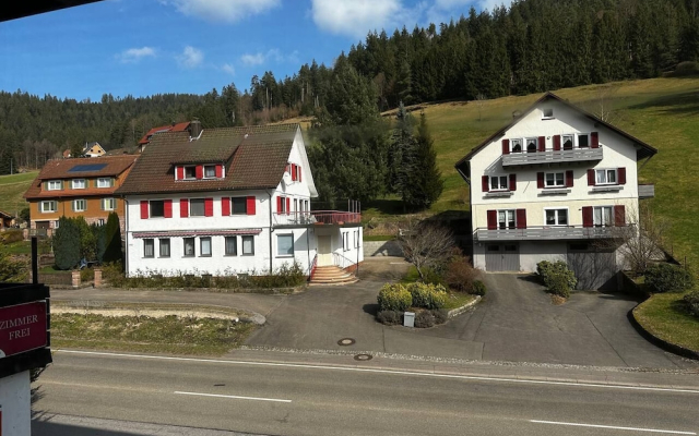 WG-Hostel