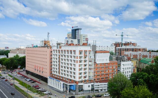 Апартаменты Apartment on Maksima Gorkogo 146A вид на фасад