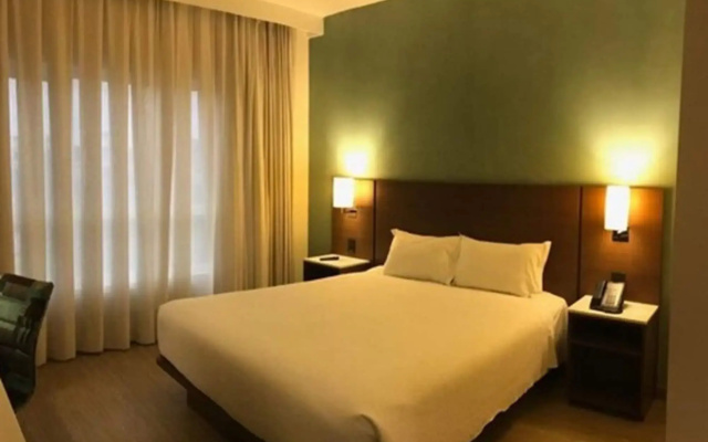 Ibis Styles Curitiba Aeroporto