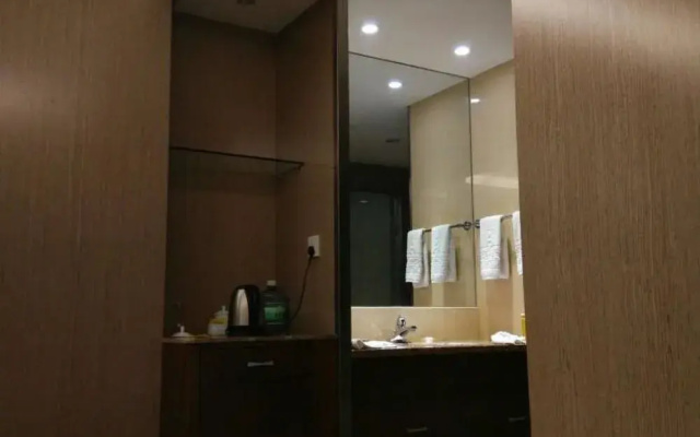 Shanxi Huanghe Jingdu Grand Hotel