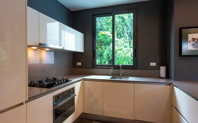 3Br Seaview with Pool Escape V276