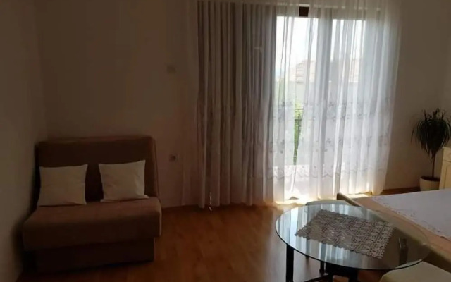 Apartments Dora