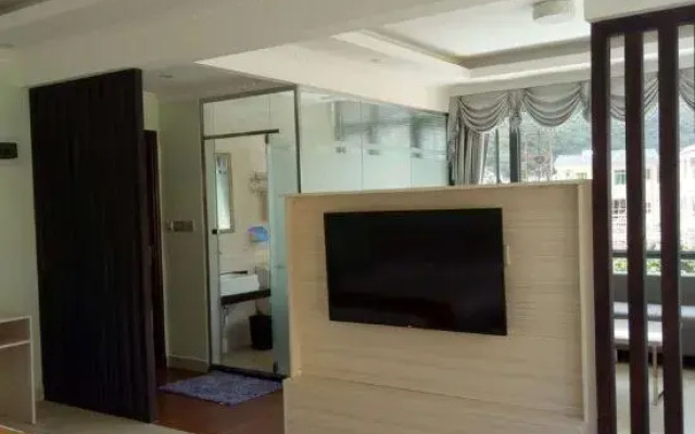Xiachuan Yinting Holiday Hotel