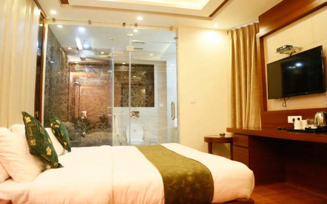 Hotel Grand FFOUR