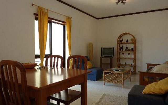 Отель Mar e Serra Apartamentos Португалия, Портимао - отзывы, цены и фото номеров - забронировать отель Mar e Serra Apartamentos онлайн комната для гостей