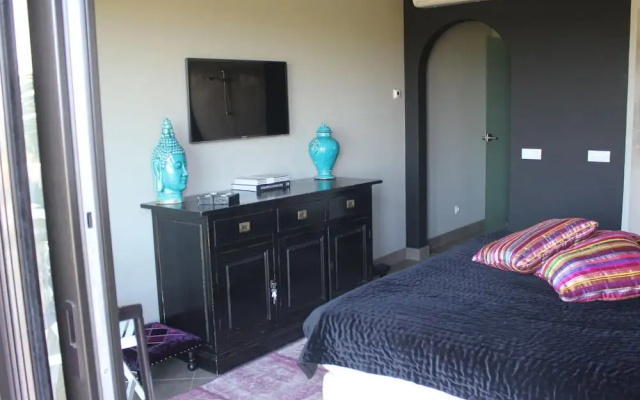 Luxurious Villa in Silves With Swimming Pool