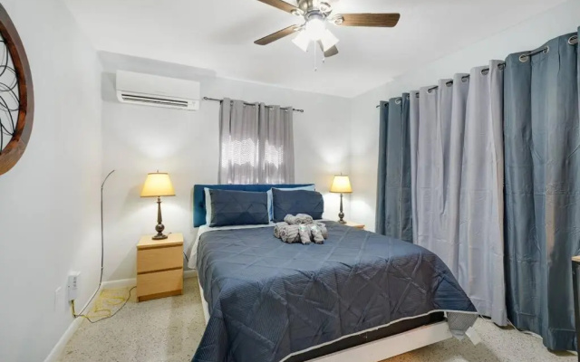 Lake House 2 in Davie