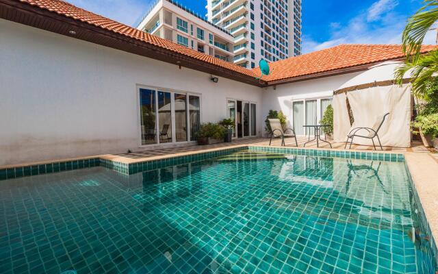 Majestic Pool Villa by Pattaya Sunny Rentals 0