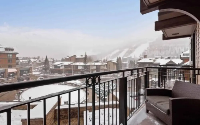 4 Bedroom + Den Luxury Residence at Solaris Residences