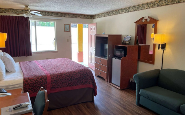 Executive Inn & Suites