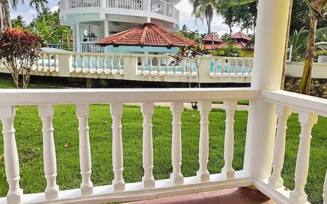 Hotel Grand Village