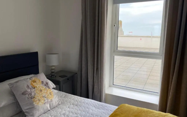 2 Bedroom Apartment in Portrush Town Centre