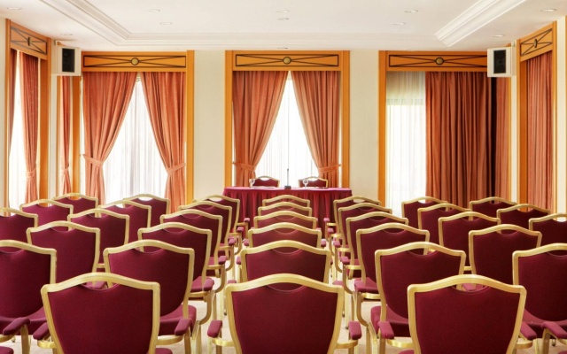 Sheraton Bahrain Hotel
