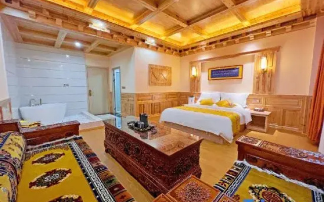Litang Qianhu Zangzhai Hotel