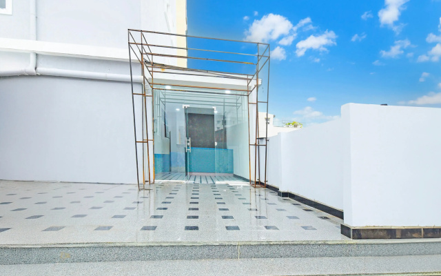 Suiteftl Kompally Property