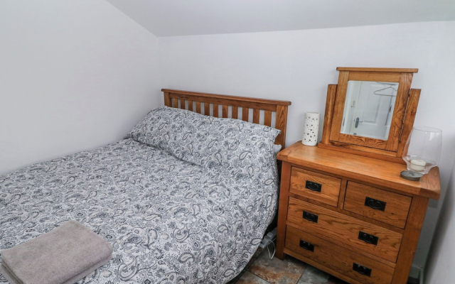 Trelessy Lodge