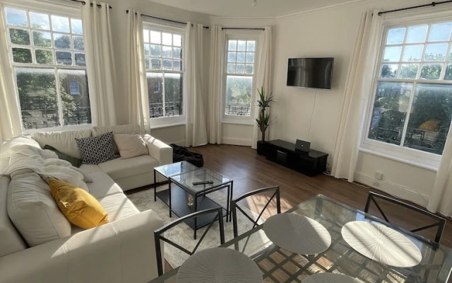 First Rate Apartment