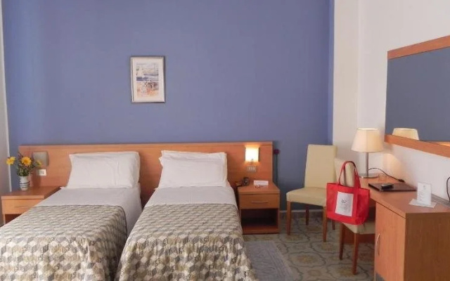 Hotel Raffy