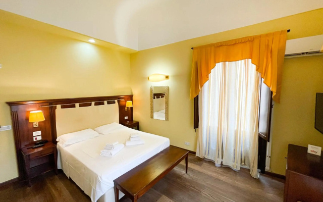 La Plumeria Hotel