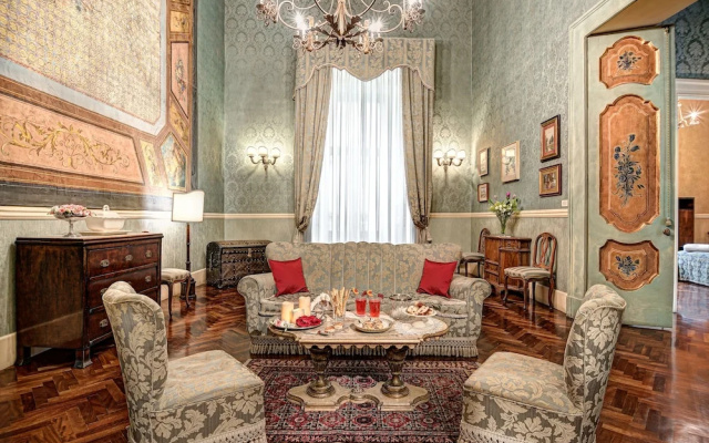 Suite Borbone Royal