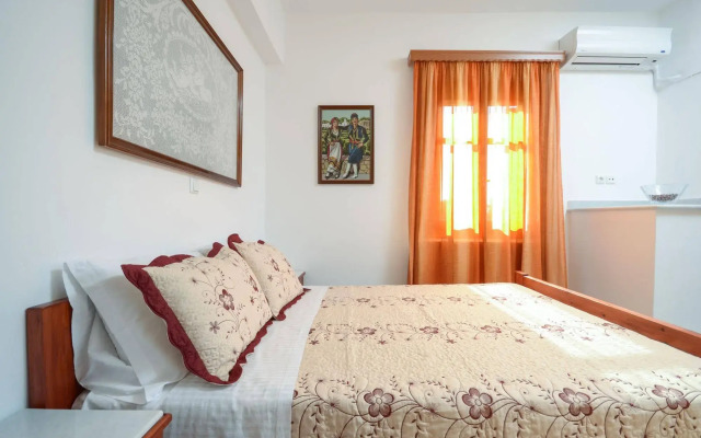 Naxos Cottage