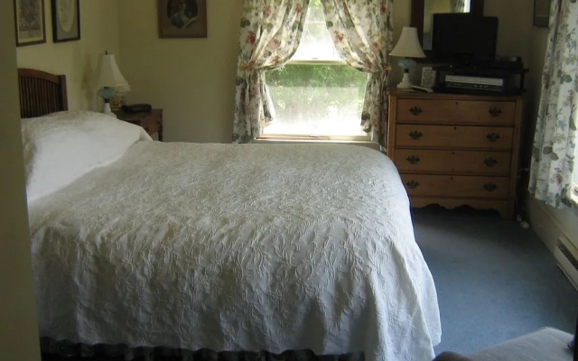 Bay View Waterfront B&B